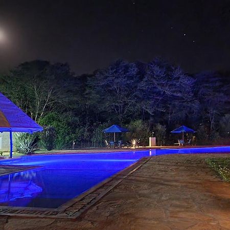 Voi Wildlife Lodge Exterior photo