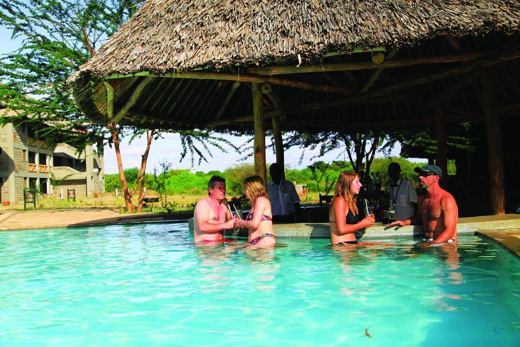 Voi Wildlife Lodge Exterior photo