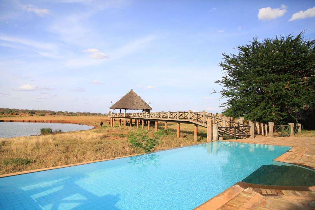 Voi Wildlife Lodge Exterior photo