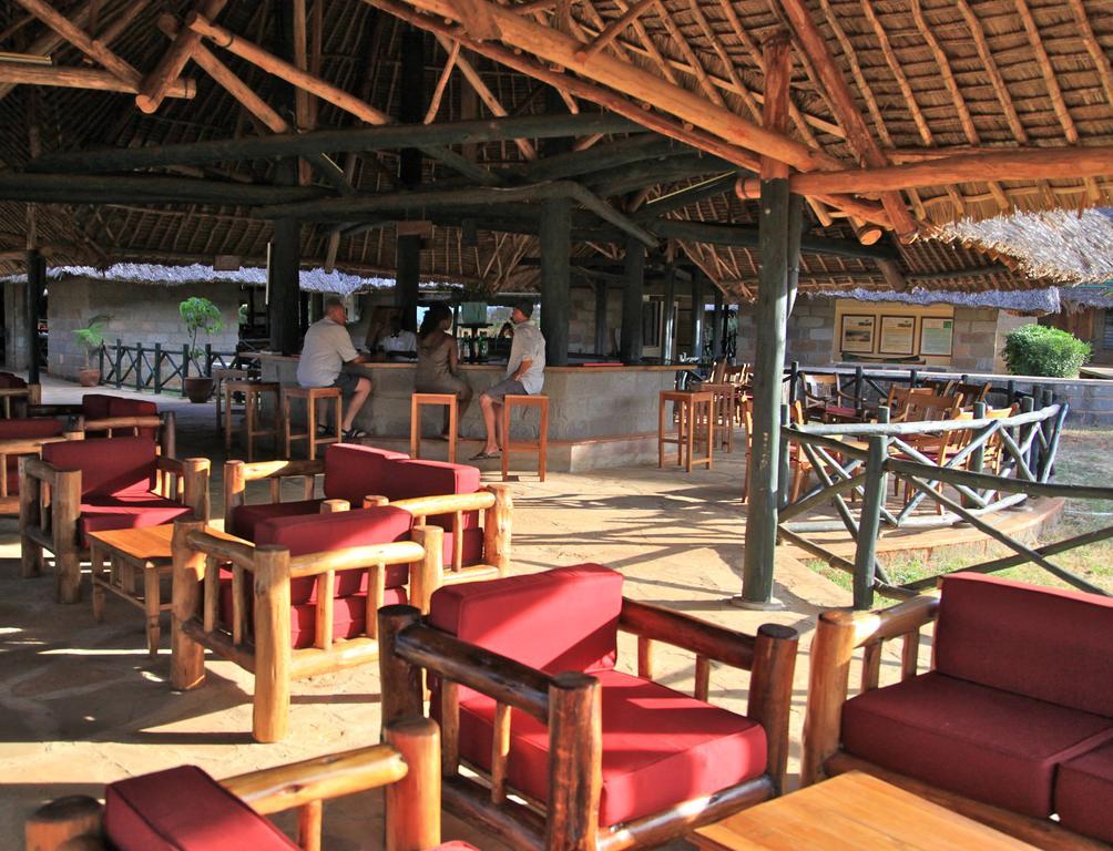 Voi Wildlife Lodge Exterior photo