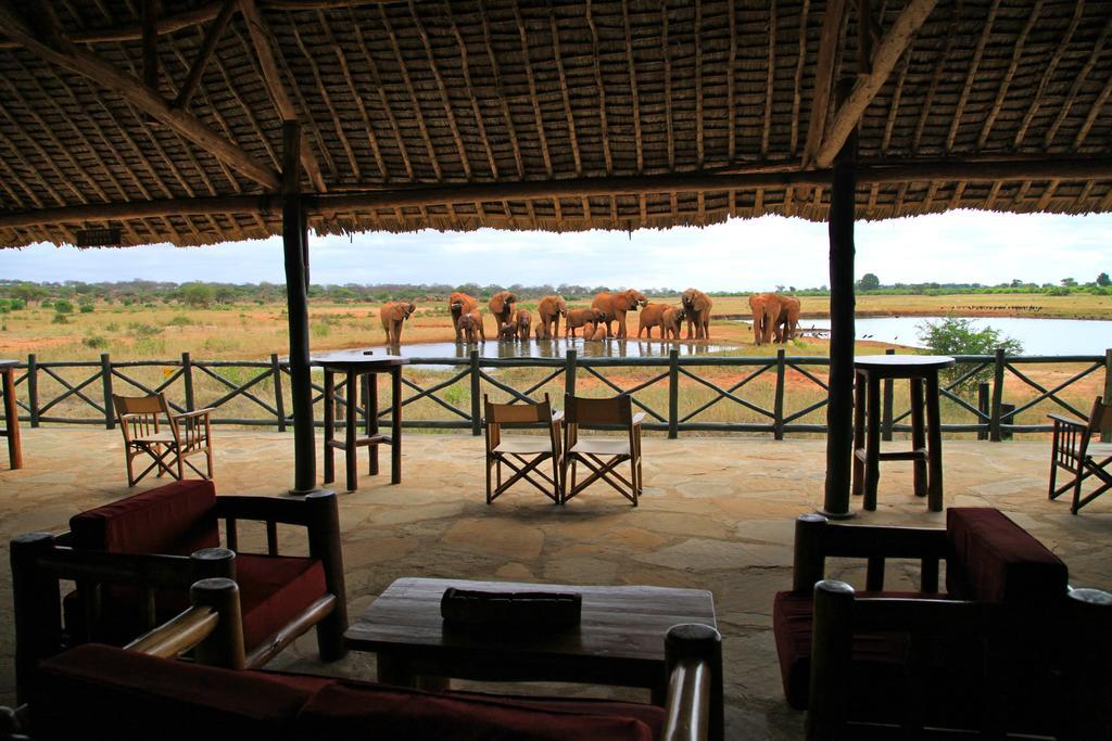 Voi Wildlife Lodge Exterior photo