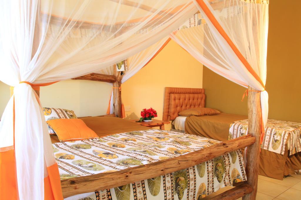 Voi Wildlife Lodge Room photo