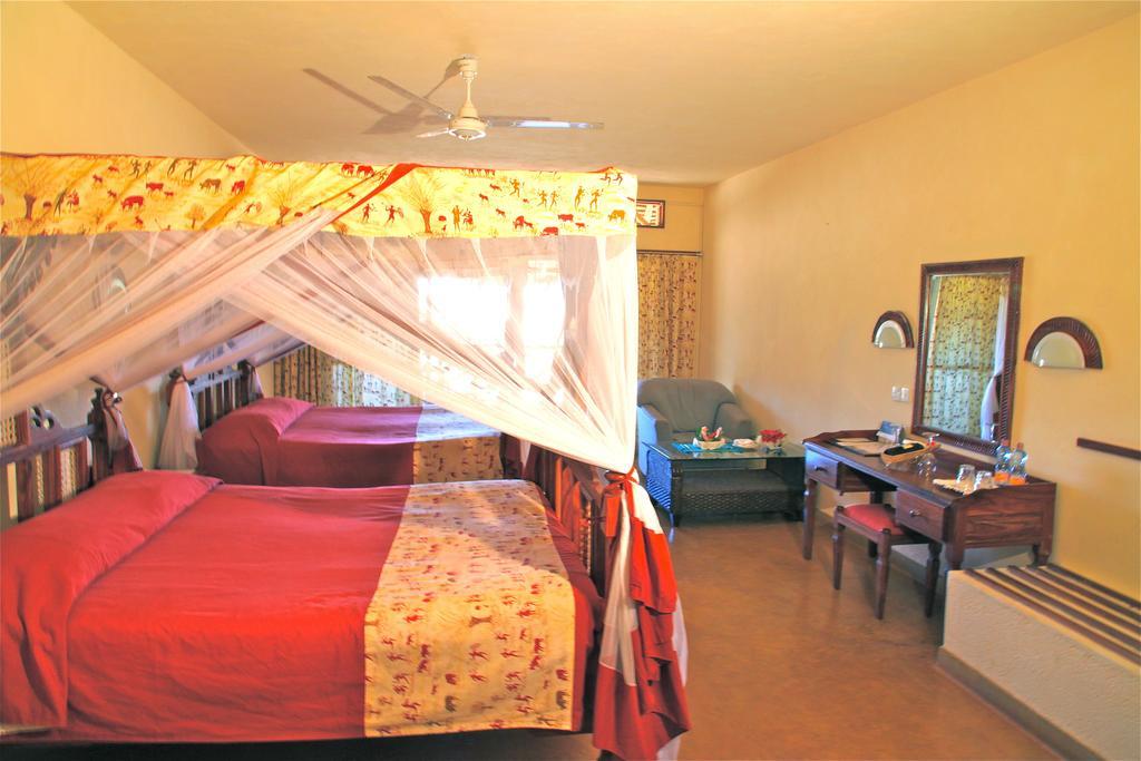 Voi Wildlife Lodge Room photo