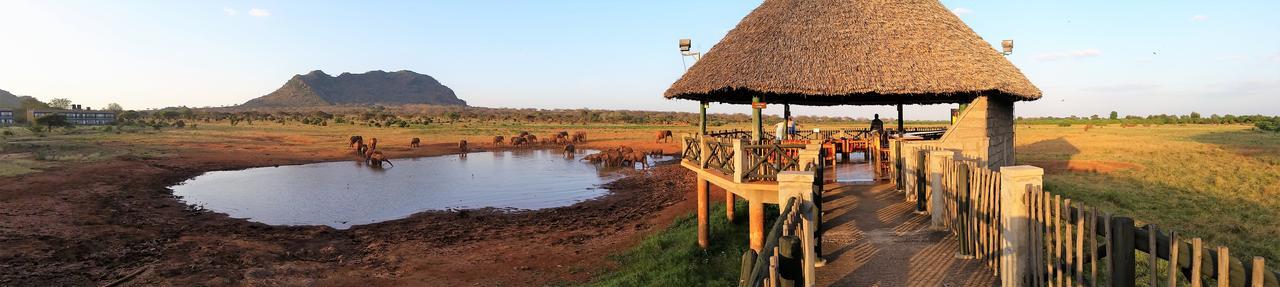 Voi Wildlife Lodge Exterior photo